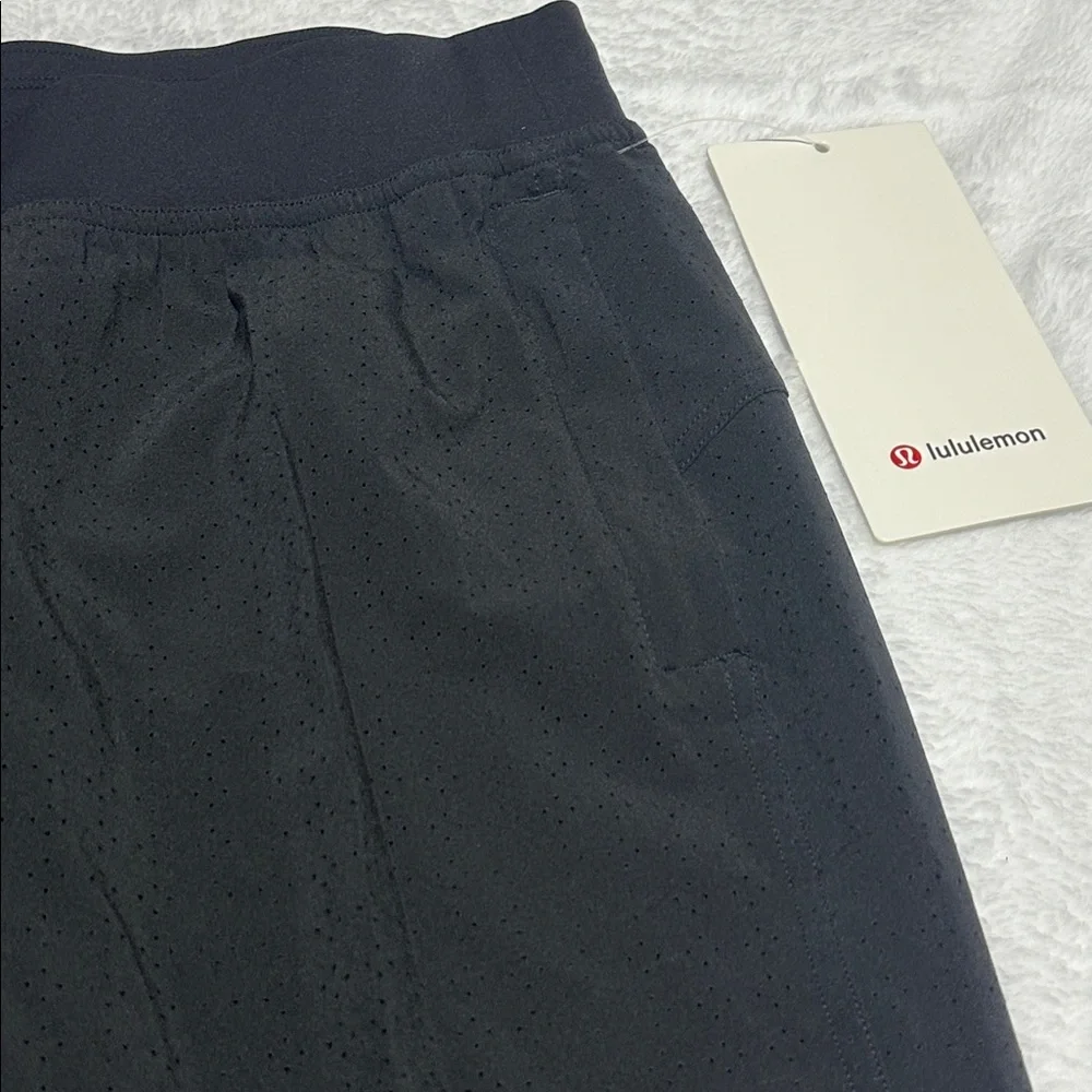 Lululemon | size 6 | adapted state perforated HR jogger